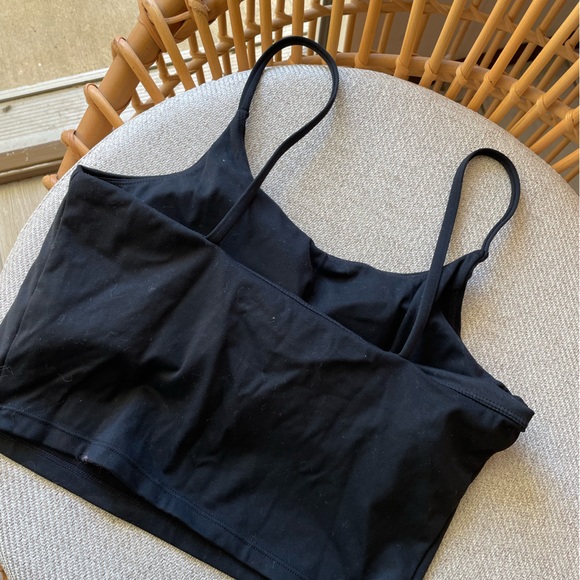 Cropped Black Tank - Picture 4 of 4